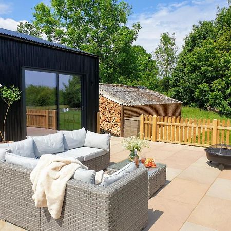 Finest Retreats - Blackbarn Wood Balsham Exterior foto