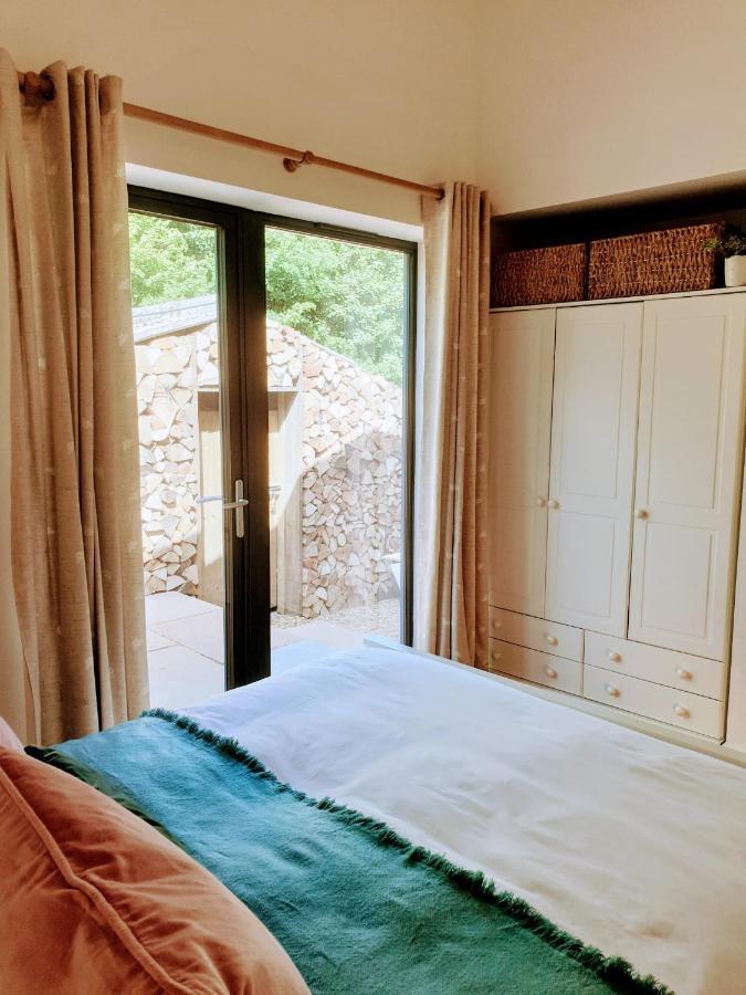 Finest Retreats - Blackbarn Wood Balsham Exterior foto