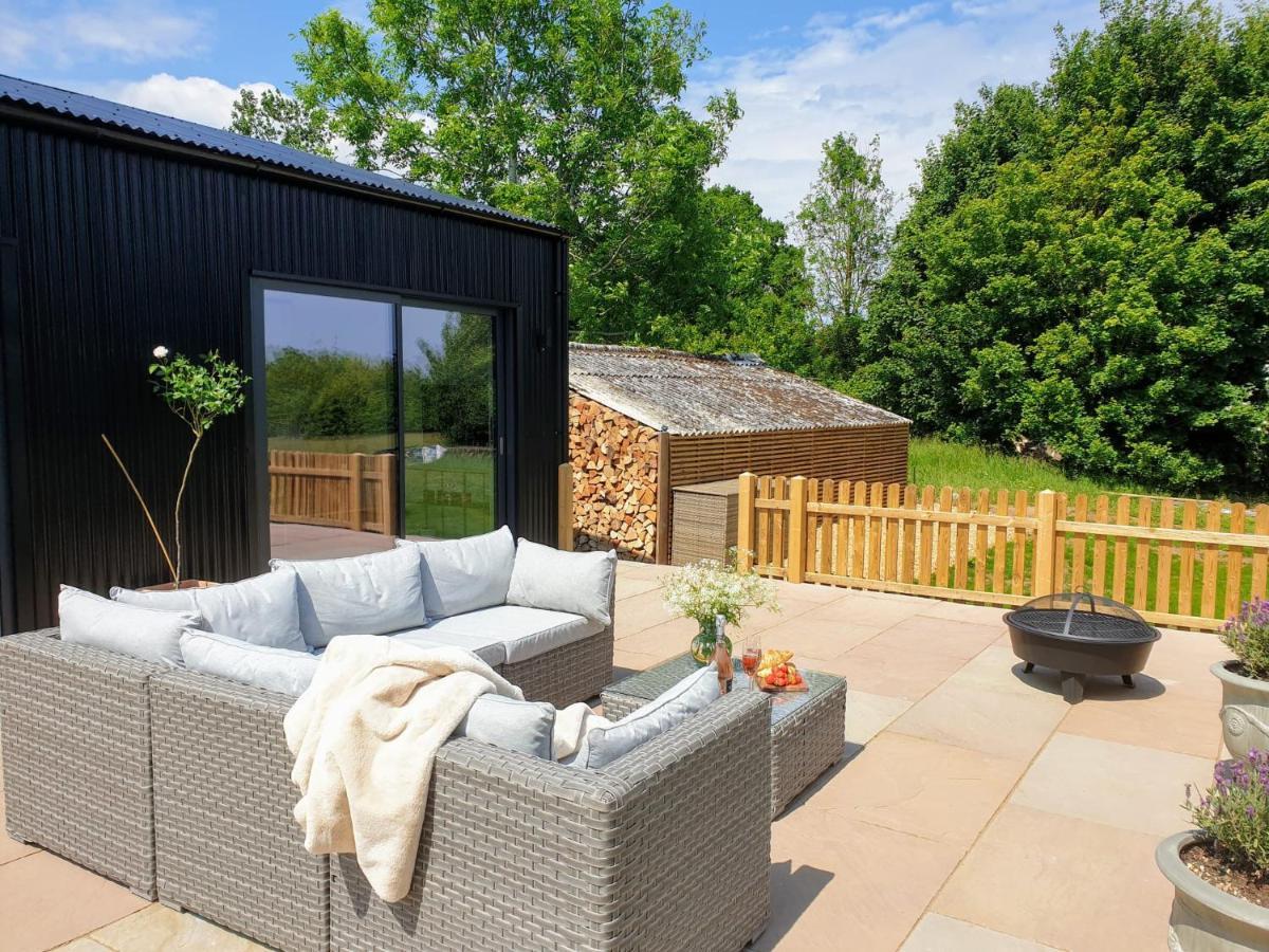 Finest Retreats - Blackbarn Wood Balsham Exterior foto